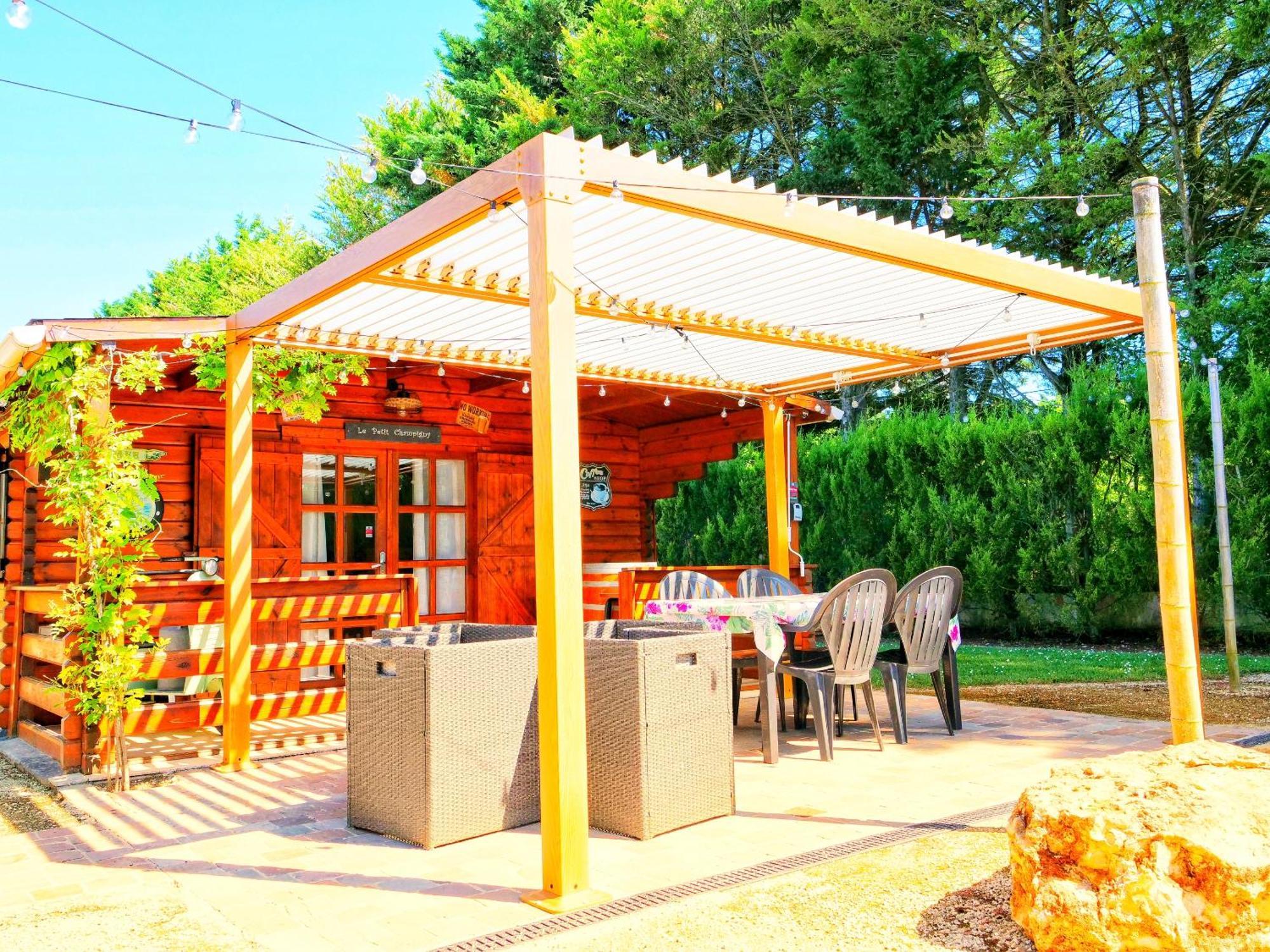 Cottage Avec Piscine Au Coeur Du Saumur Champigny Souzay-Champigny Exterior photo